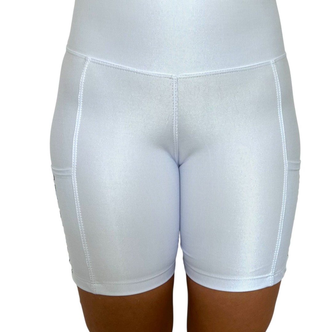 Bermuda meio Coxa  STC Cós alto SUPPLEX de Poliamida com Bolso Lateral - Branco